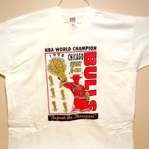 Chicago Bulls NBA world champion t-shirt 1998